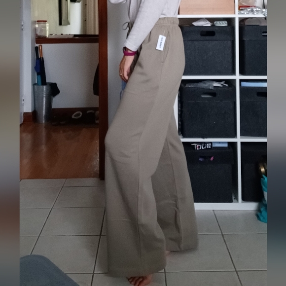 🆕️NWT Old Navy Extra High-Waisted Vintage Lounge Sweatpants in 'Birch Leaf', M - Picture 11 of 15